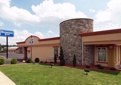 motels springfield pa baltimore pike.